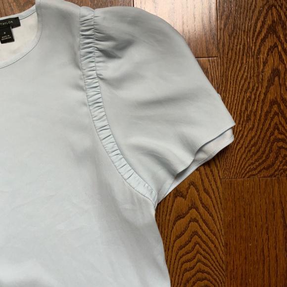 ANN TAYLOR Light Blue Blouse. Size M. - Picture 4 of 12